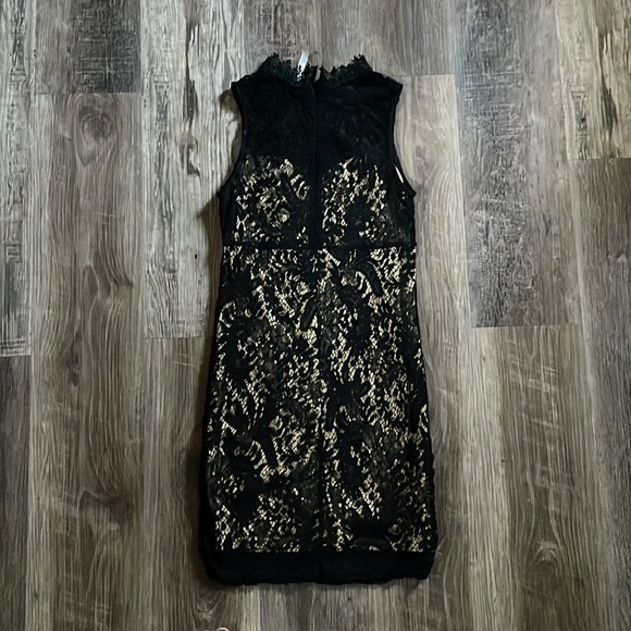 Black dress size medium - Picture 2 of 2